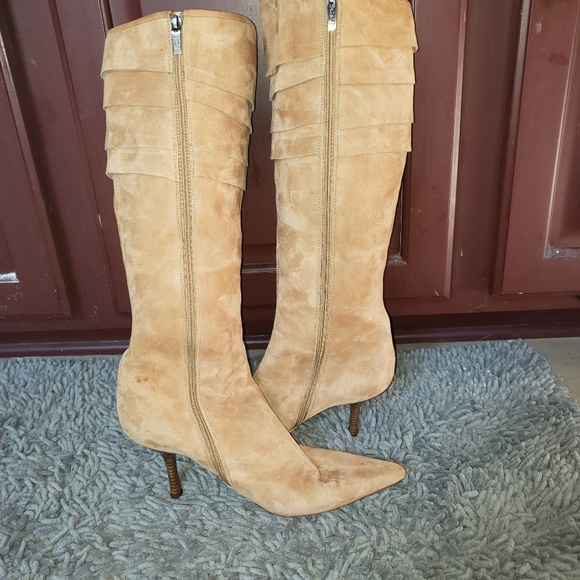 GCI COLLEZIONE Tan SUEDE PLEATED BOOTS SIZE 9 M - Picture 5 of 8